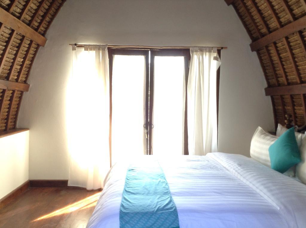 Karimun Lumbung Hotel Ilhas Karimunjava Exterior foto